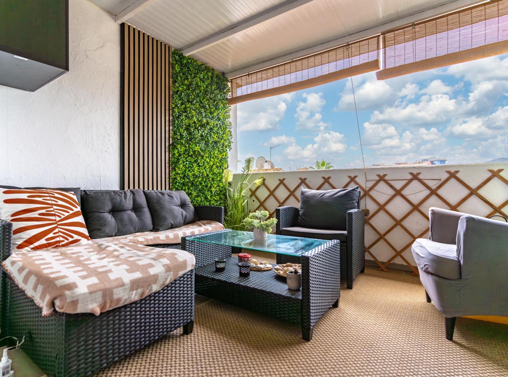 Summer Paradise In Apartment *